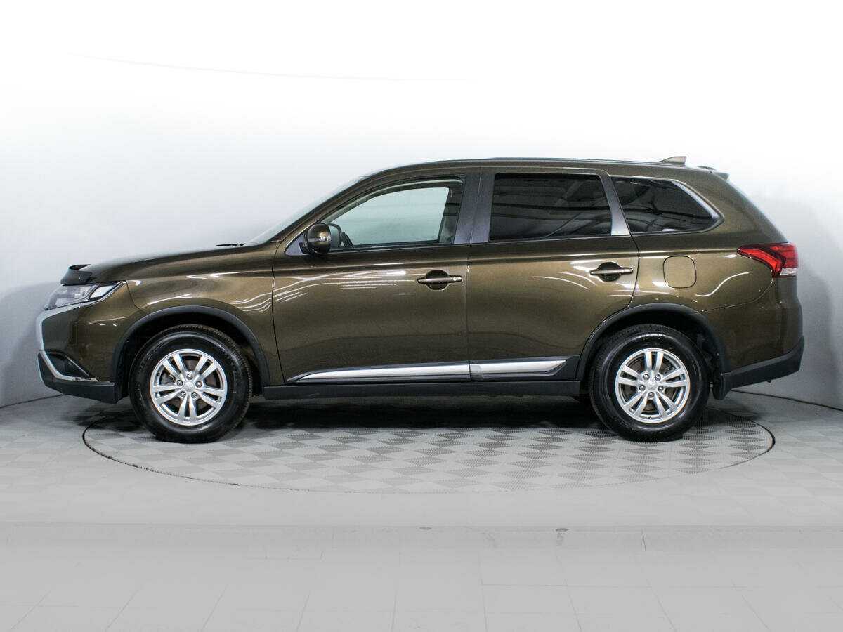 Mitsubishi Outlander с пробегом — 2019 год. Фото: #7
