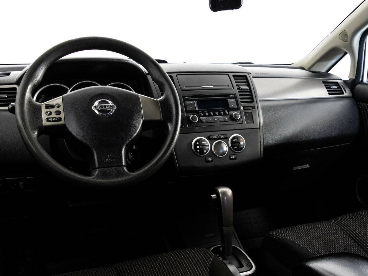 Nissan Tiida с пробегом — 2013 год. Фото: #8