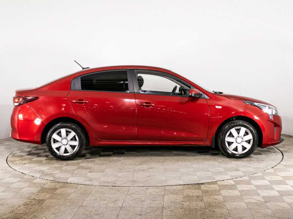 Kia Rio с пробегом — 2021 год. Фото: #3