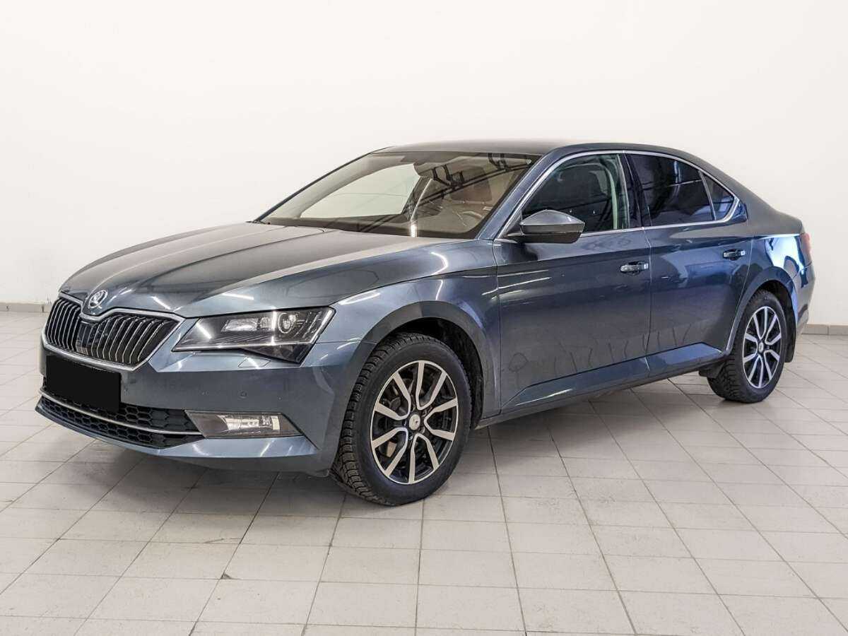 Skoda Superb с пробегом — 2017 год. Фото: #0