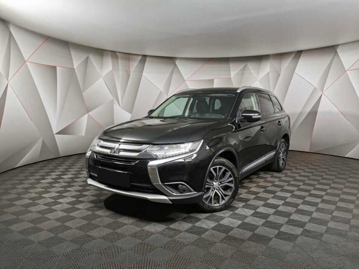 Mitsubishi Outlander с пробегом — 2016 год. Фото: #0