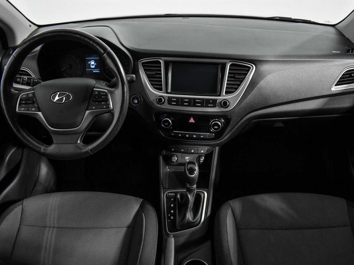 Hyundai Solaris с пробегом — 2019 год. Фото: #15