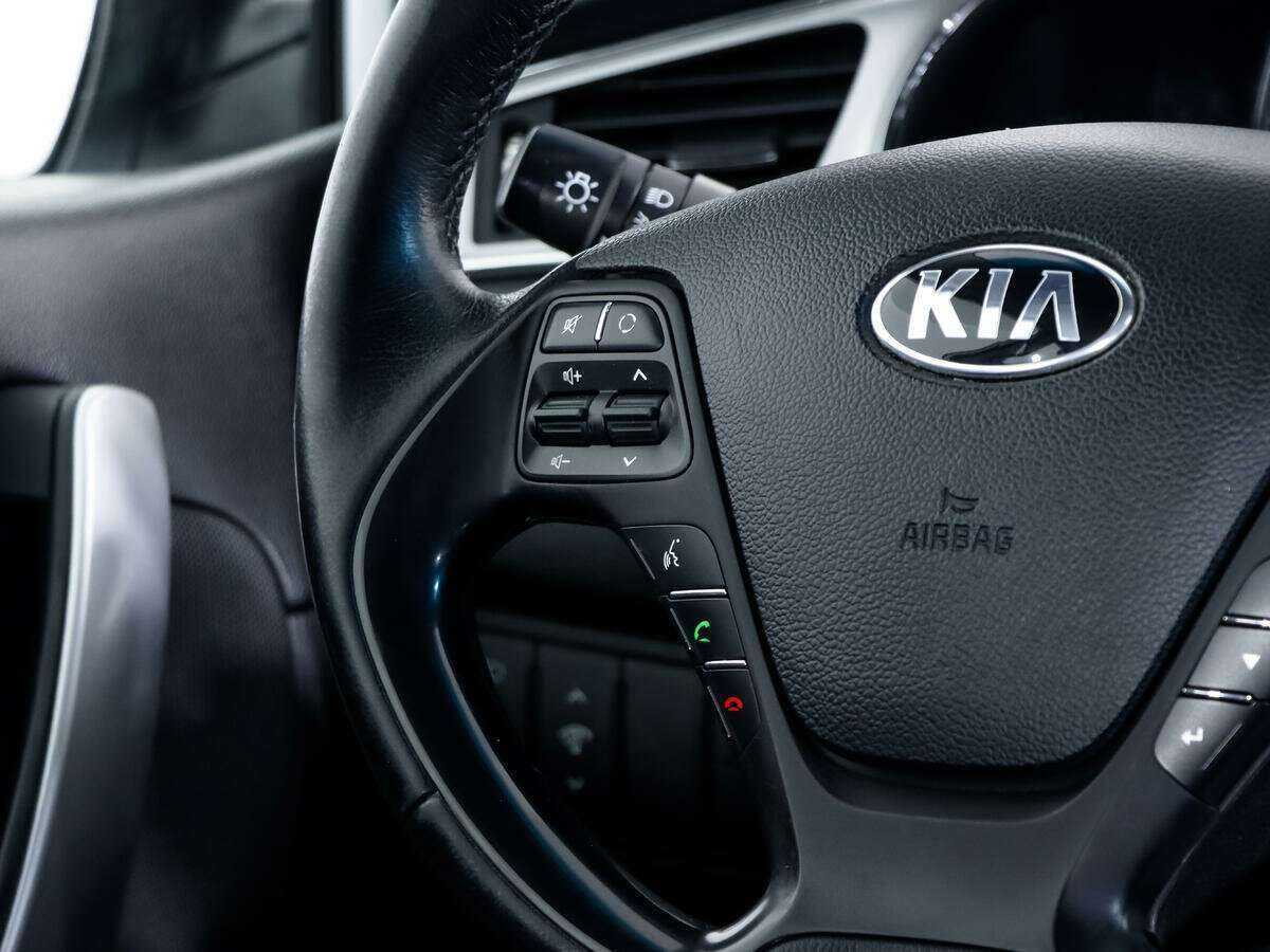 Kia Ceed с пробегом — 2017 год. Фото: #12