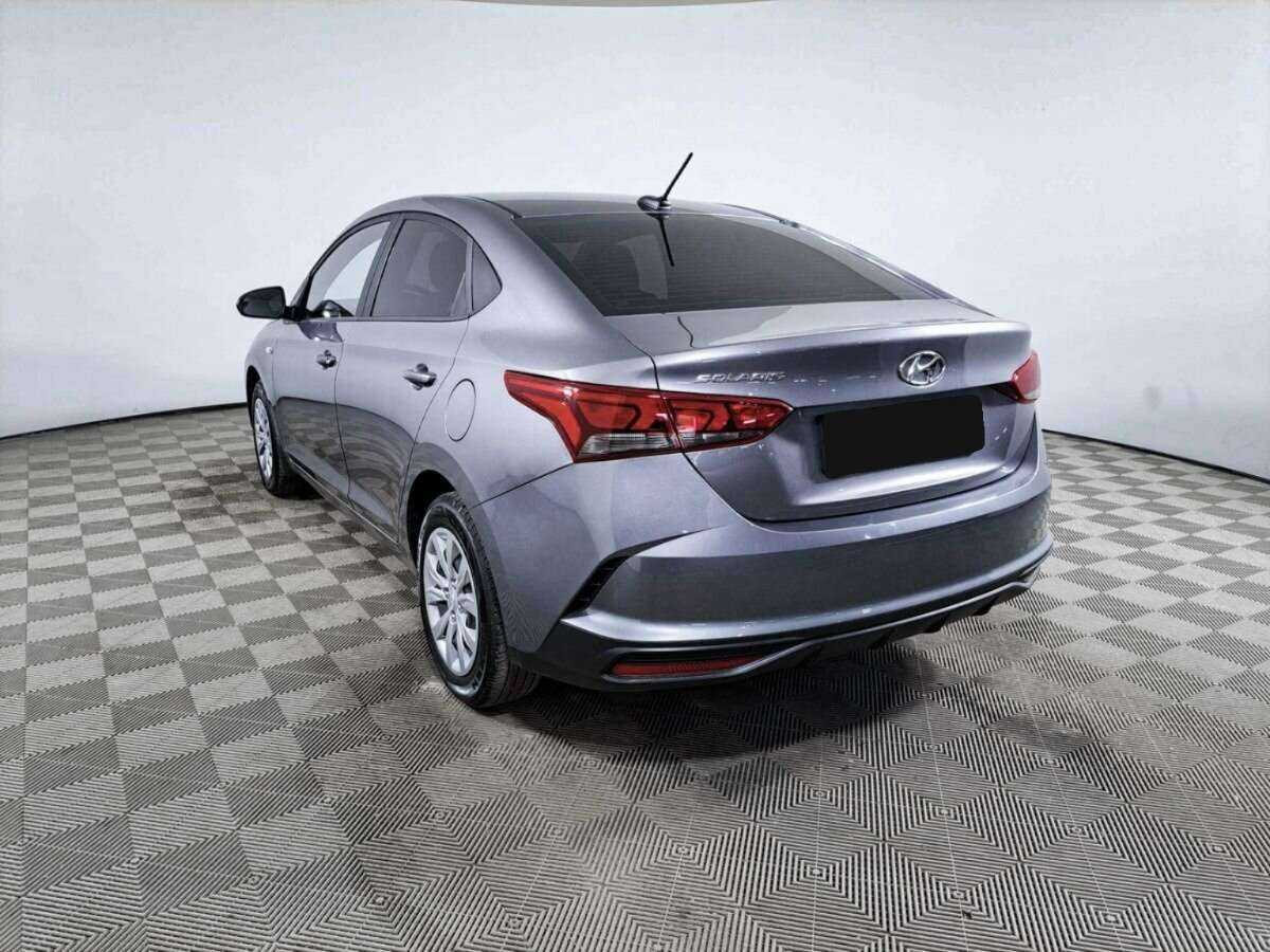 Hyundai Solaris с пробегом — 2021 год. Фото: #5