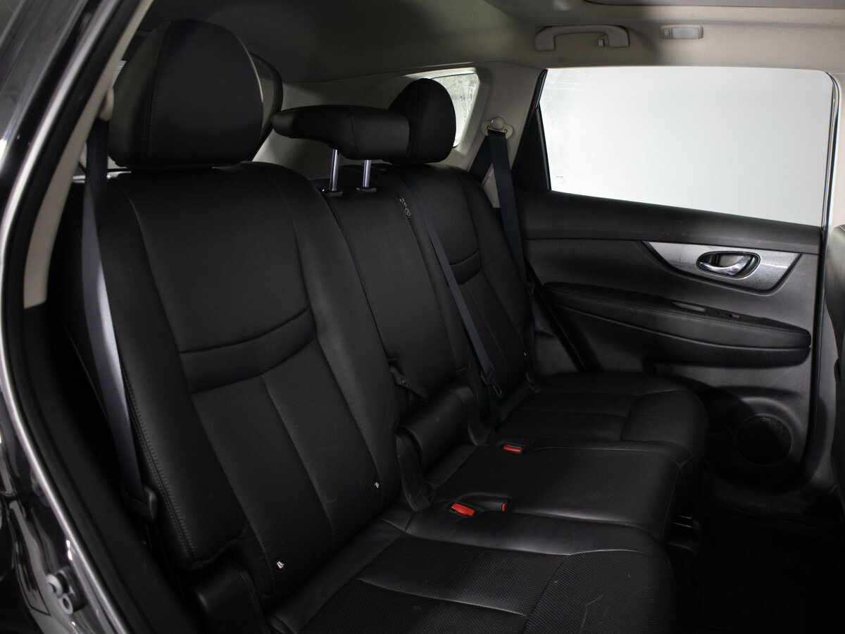 Nissan X-Trail с пробегом — 2015 год. Фото: #10