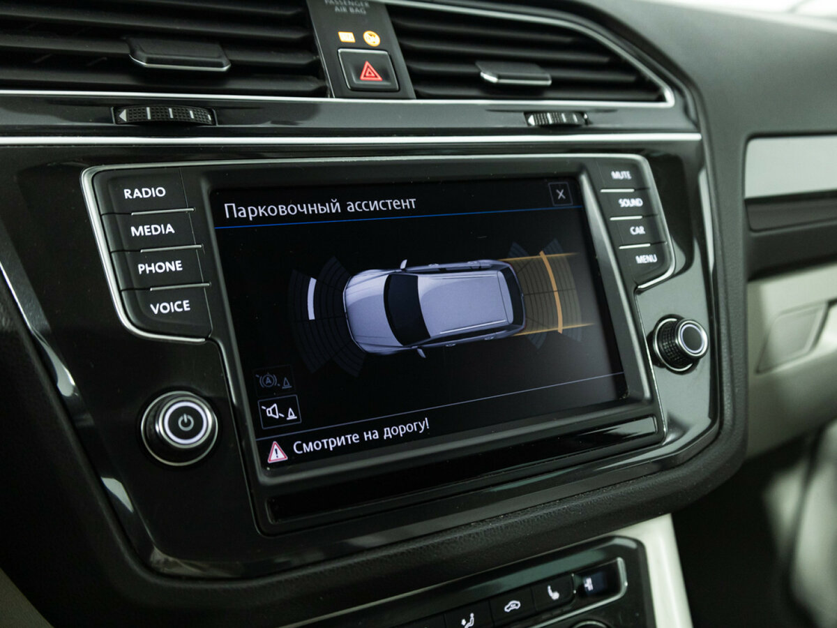 Volkswagen Tiguan с пробегом — 2017 год. Фото: #14