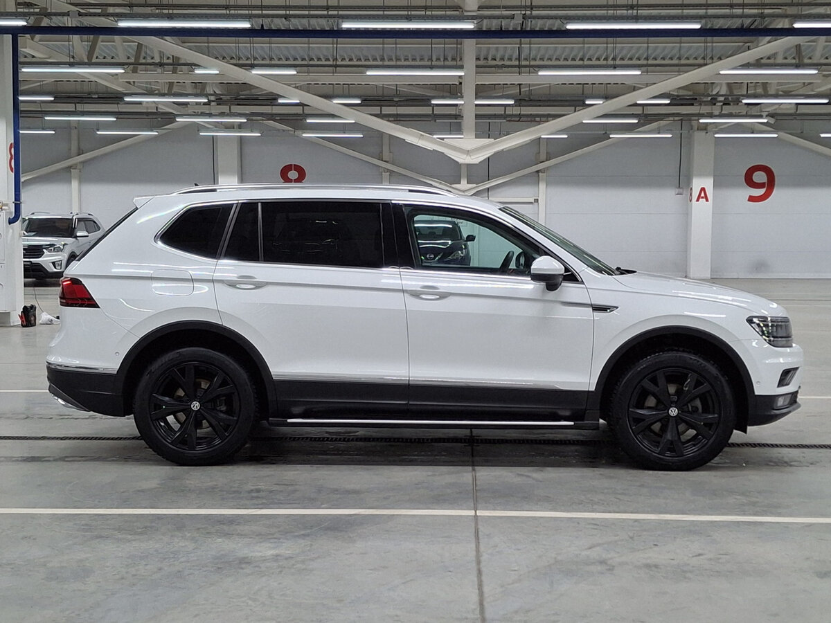 Volkswagen Tiguan с пробегом — 2018 год. Фото: #3