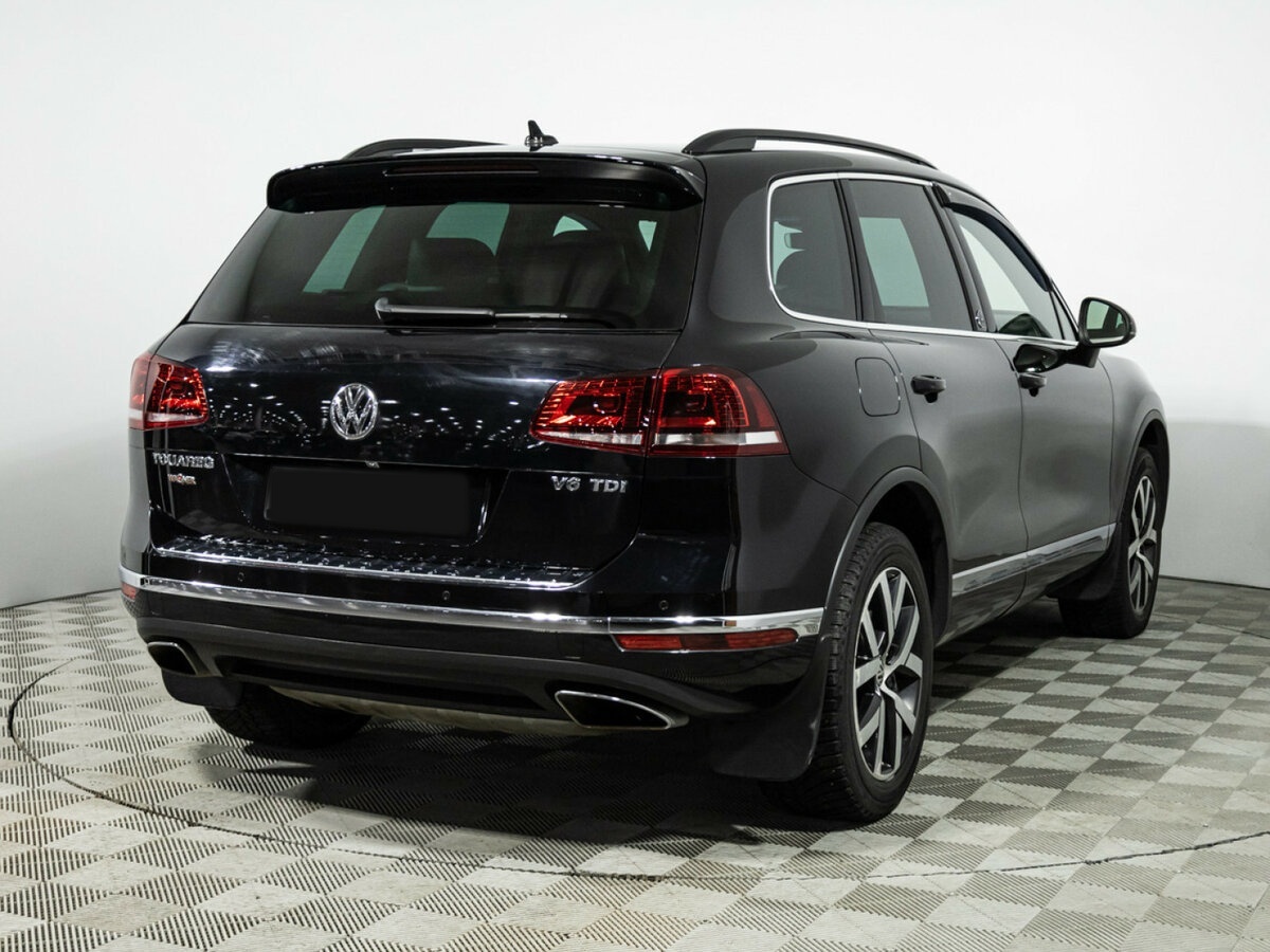Volkswagen Touareg с пробегом — 2017 год. Фото: #3