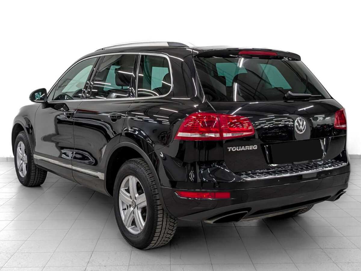 Volkswagen Touareg с пробегом — 2013 год. Фото: #6