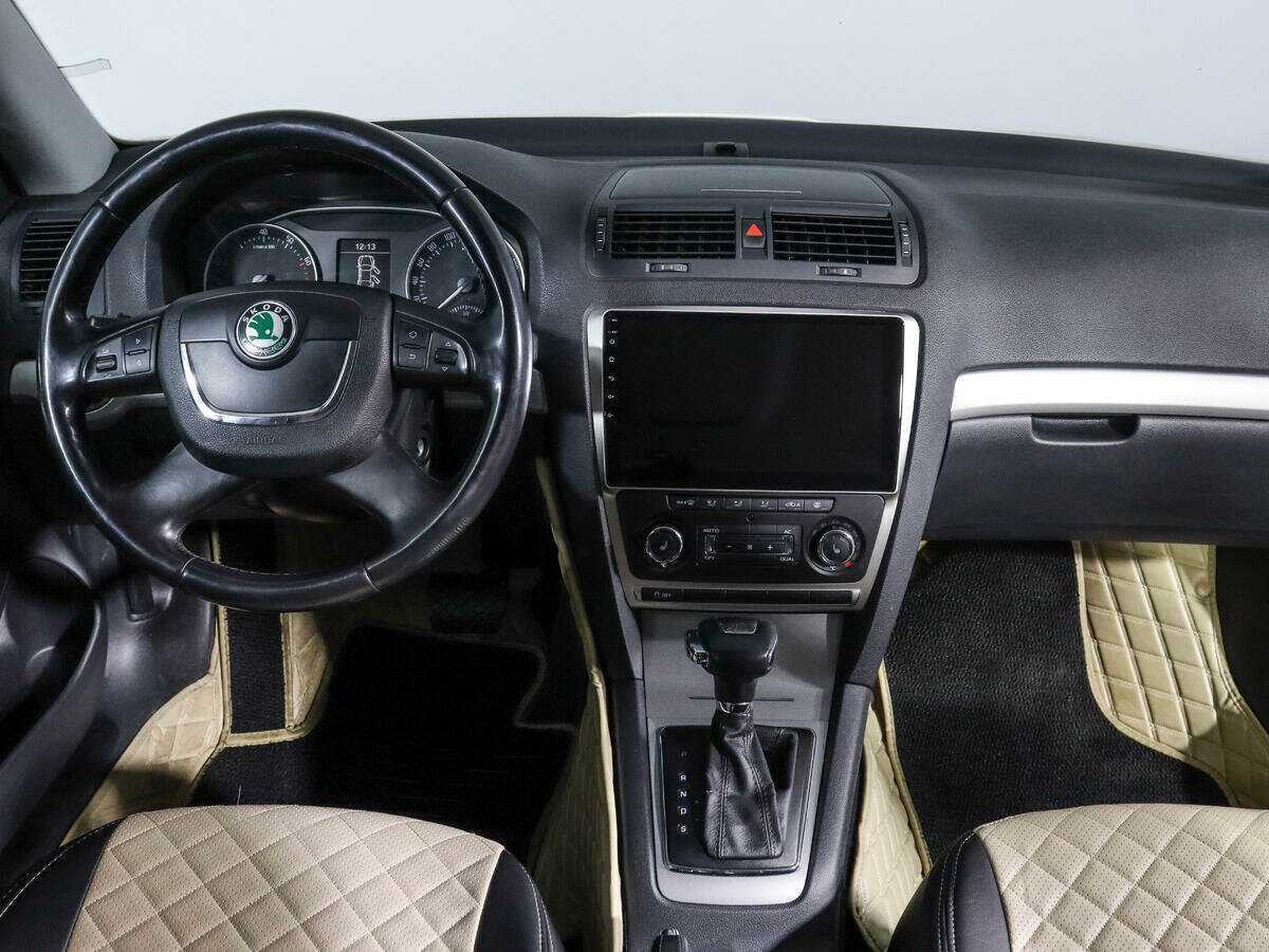 Skoda Octavia с пробегом — 2012 год. Фото: #9