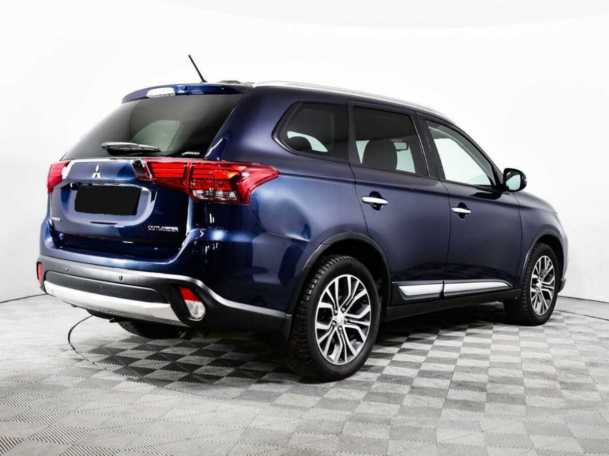 Mitsubishi Outlander с пробегом — 2016 год. Фото: #3