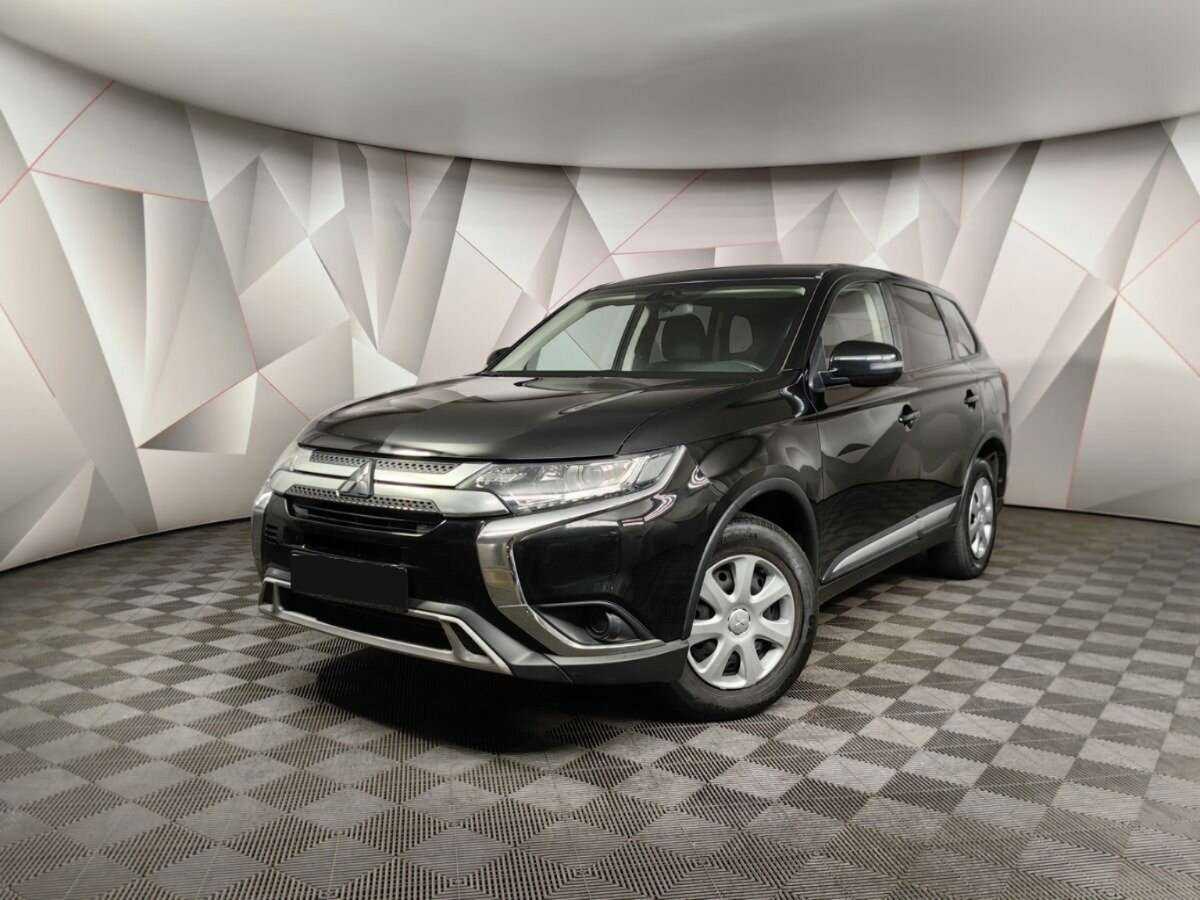 Mitsubishi Outlander с пробегом — 2018 год. Посмотреть фото