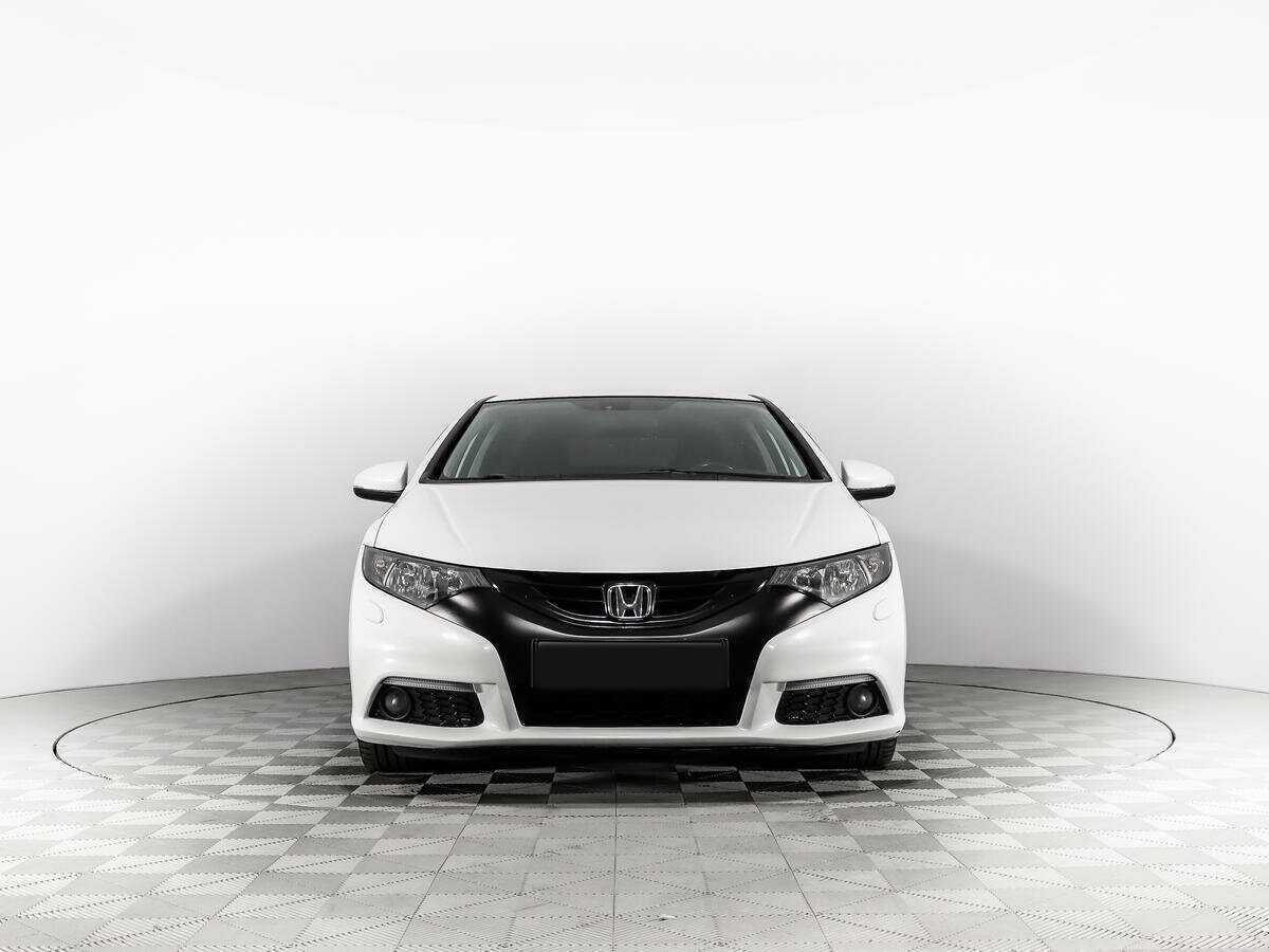Honda Civic с пробегом — 2012 год. Фото: #1