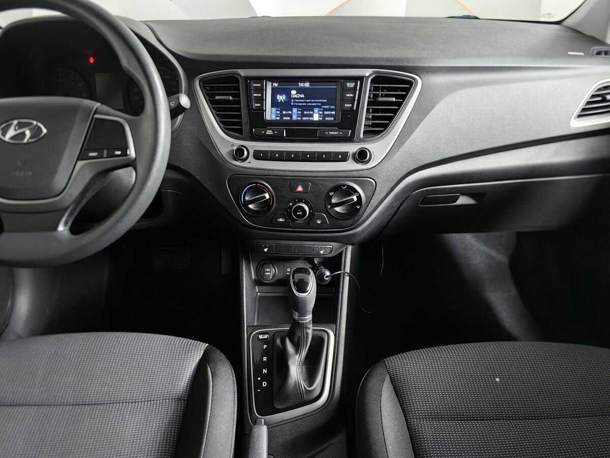 Hyundai Solaris с пробегом — 2017 год. Фото: #10