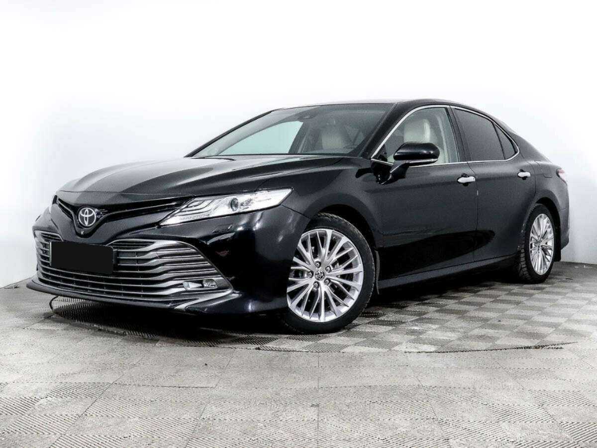 Toyota Camry с пробегом — 2018 год. Фото: #0