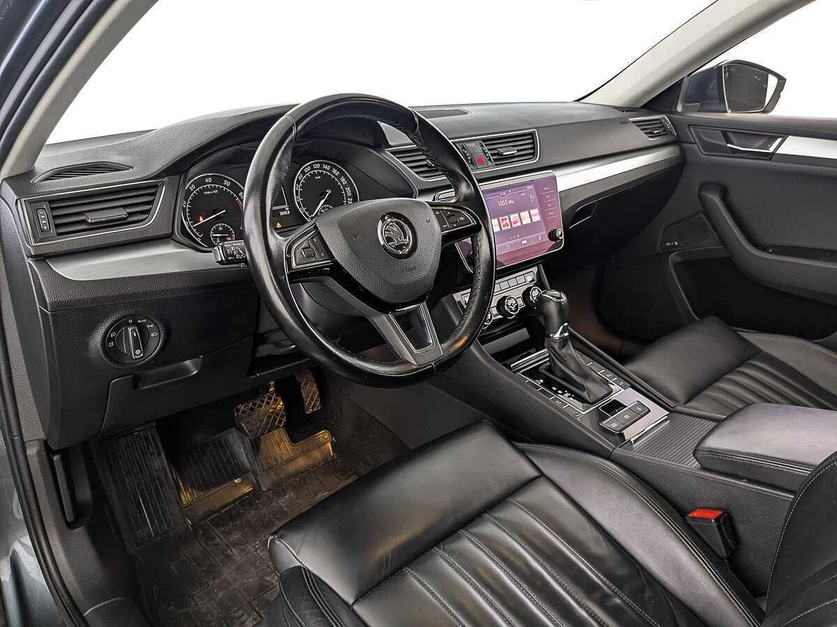 Skoda Superb с пробегом — 2018 год. Фото: #12