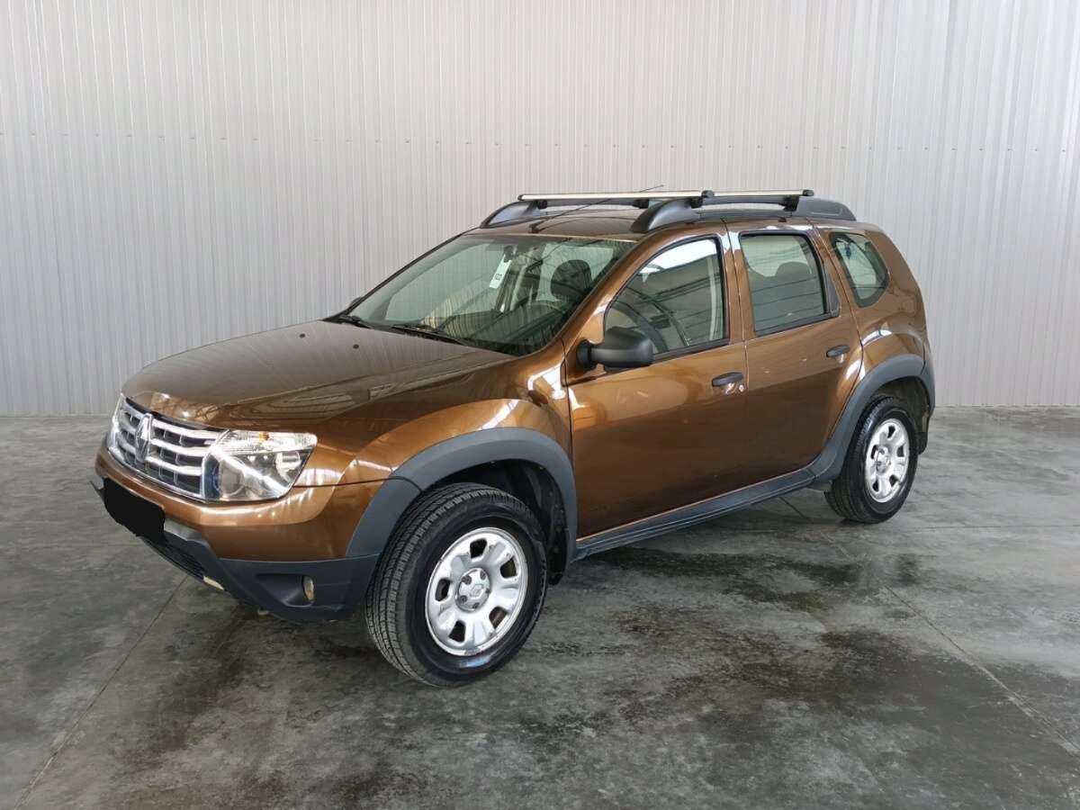 Renault Duster с пробегом — 2012 год. Посмотреть фото