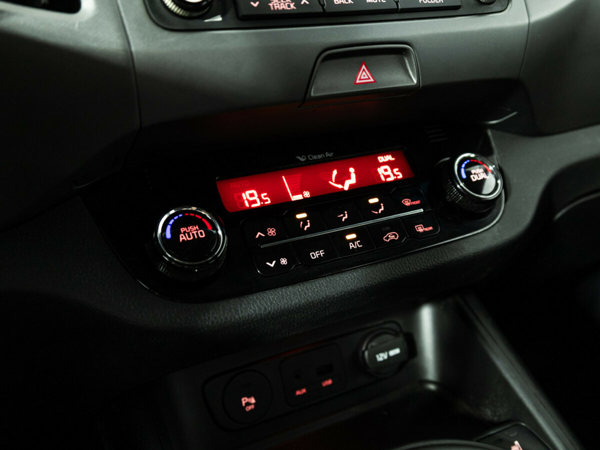 Kia Sportage с пробегом — 2015 год. Фото: #14