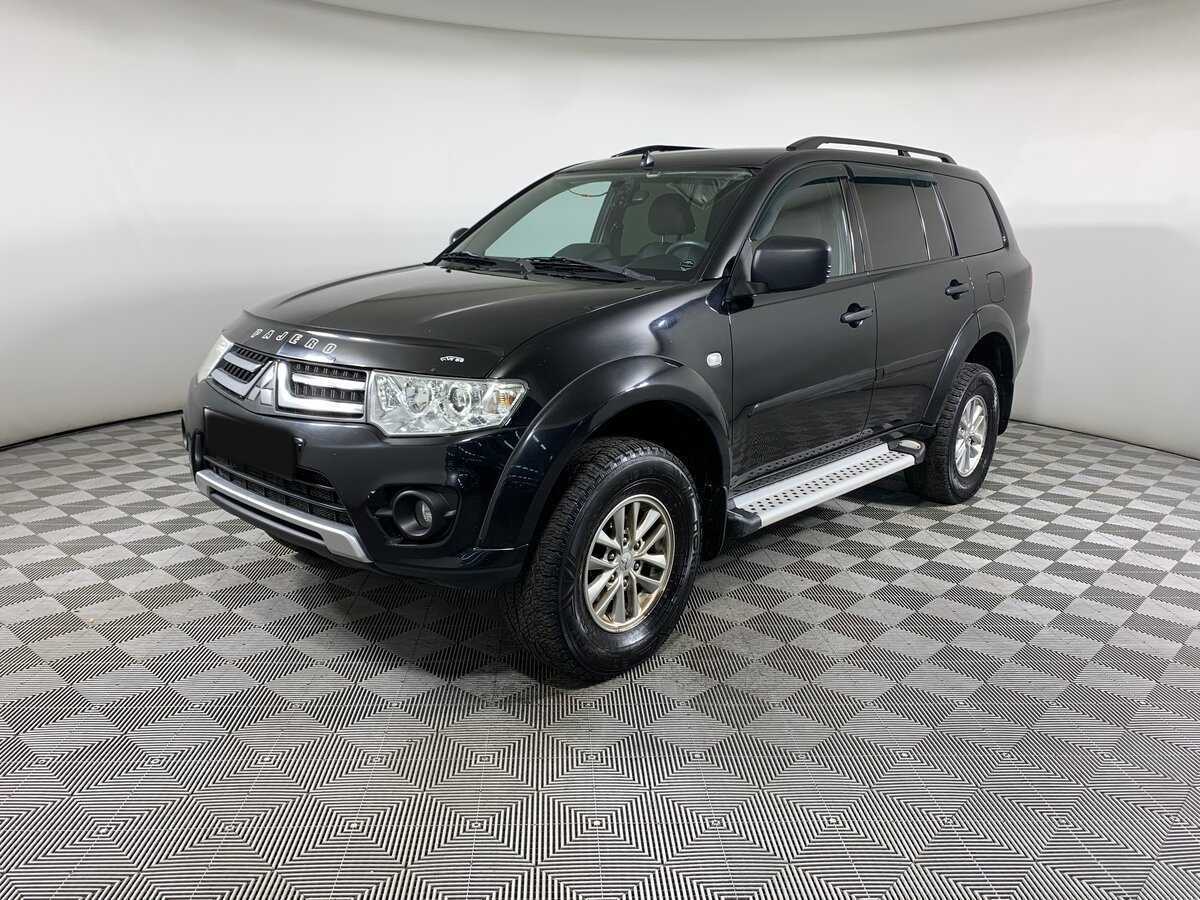 Mitsubishi Pajero Sport с пробегом — 2014 год. Фото: #0