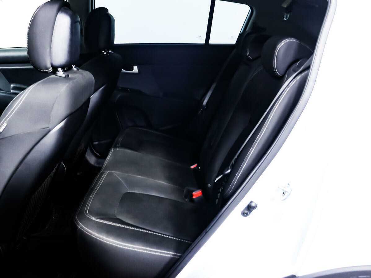 Kia Sportage с пробегом — 2014 год. Фото: #9