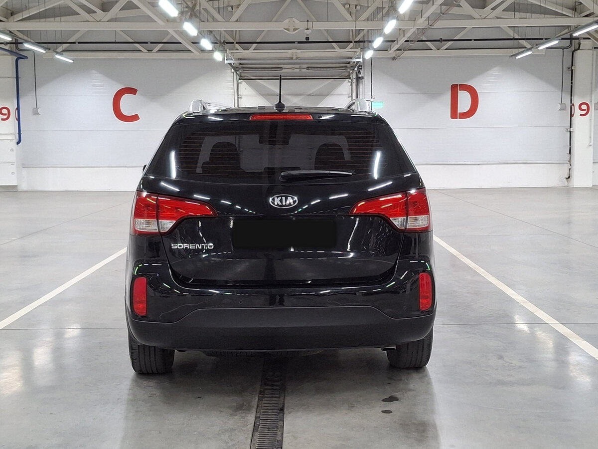 Kia Sorento с пробегом — 2017 год. Фото: #5