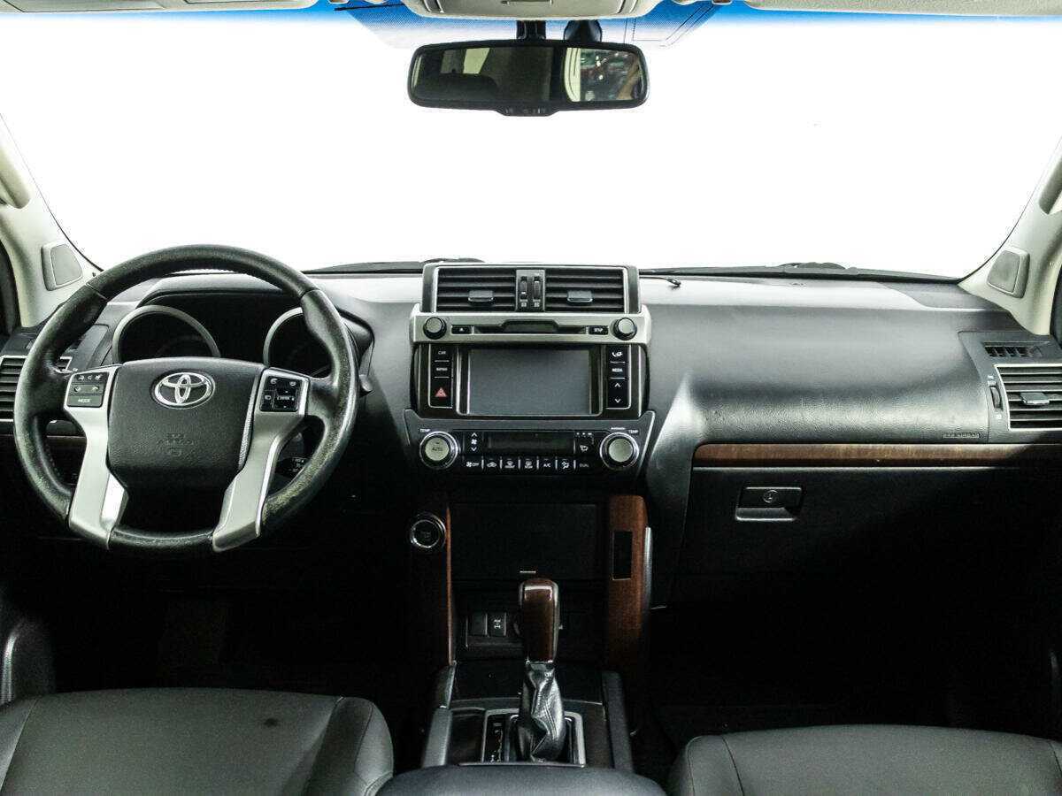 Toyota Land Cruiser Prado с пробегом — 2014 год. Фото: #11