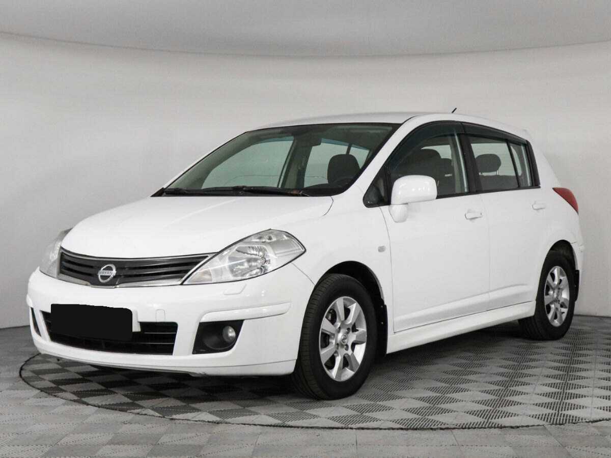 Nissan Tiida с пробегом — 2013 год. Фото: #0