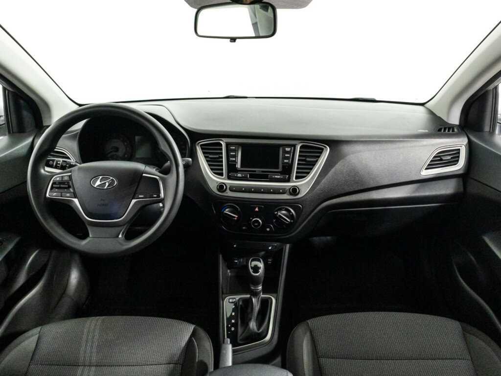 Hyundai Solaris с пробегом — 2020 год. Фото: #12