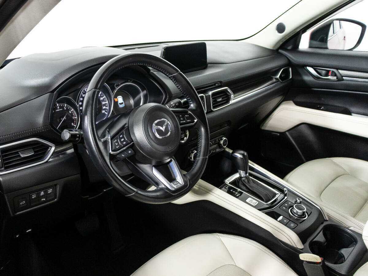 Mazda CX-5 с пробегом — 2017 год. Фото: #10