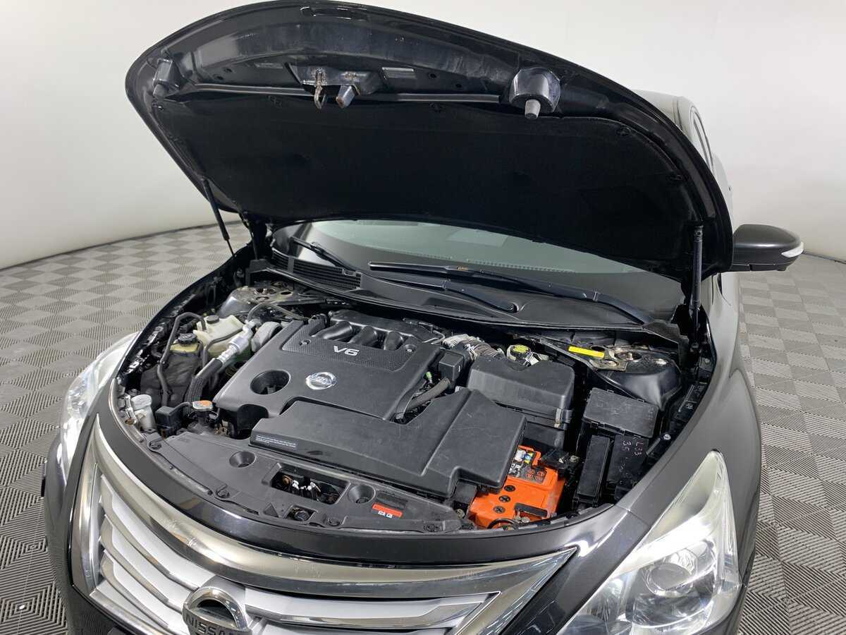 Nissan Teana с пробегом — 2015 год. Фото: #9