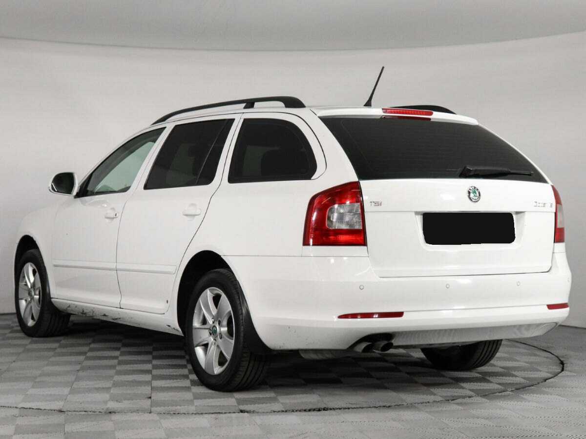 Skoda Octavia с пробегом — 2012 год. Фото: #6