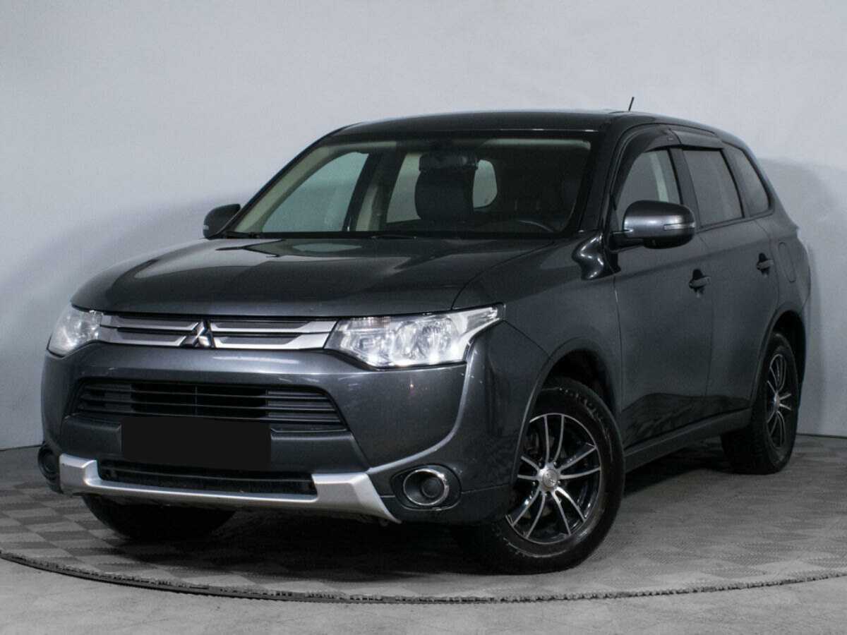 Mitsubishi Outlander с пробегом — 2014 год. Фото: #0