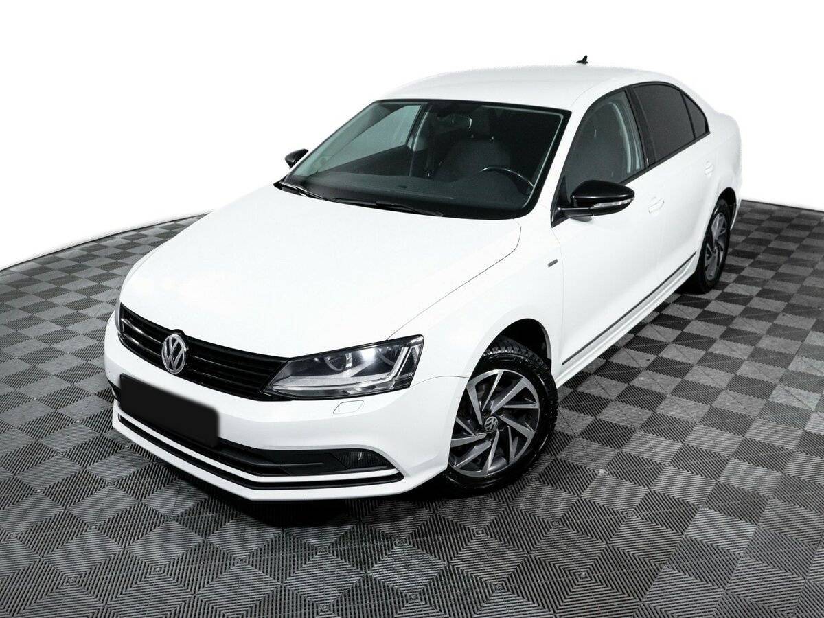 Volkswagen Jetta с пробегом — 2017 год. Фото: #15