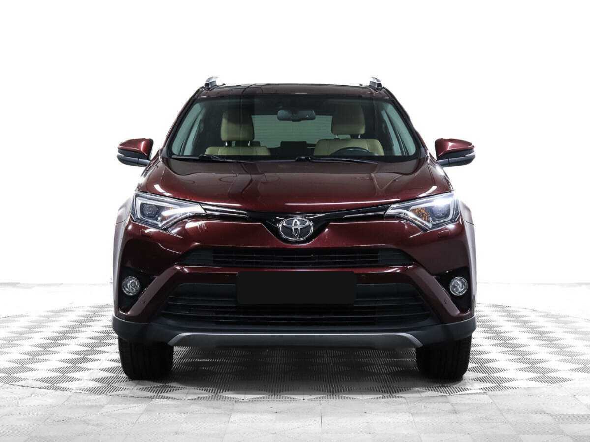Toyota RAV4 с пробегом — 2018 год. Фото: #0
