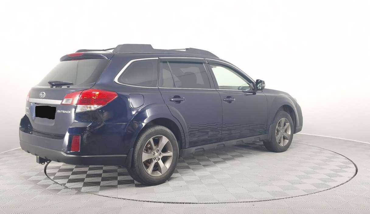 Subaru Outback с пробегом — 2014 год. Фото: #3