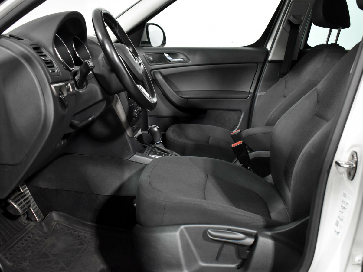 Skoda Yeti с пробегом — 2014 год. Фото: #9
