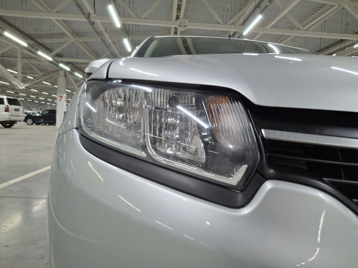 Renault Logan с пробегом — 2015 год. Фото: #15