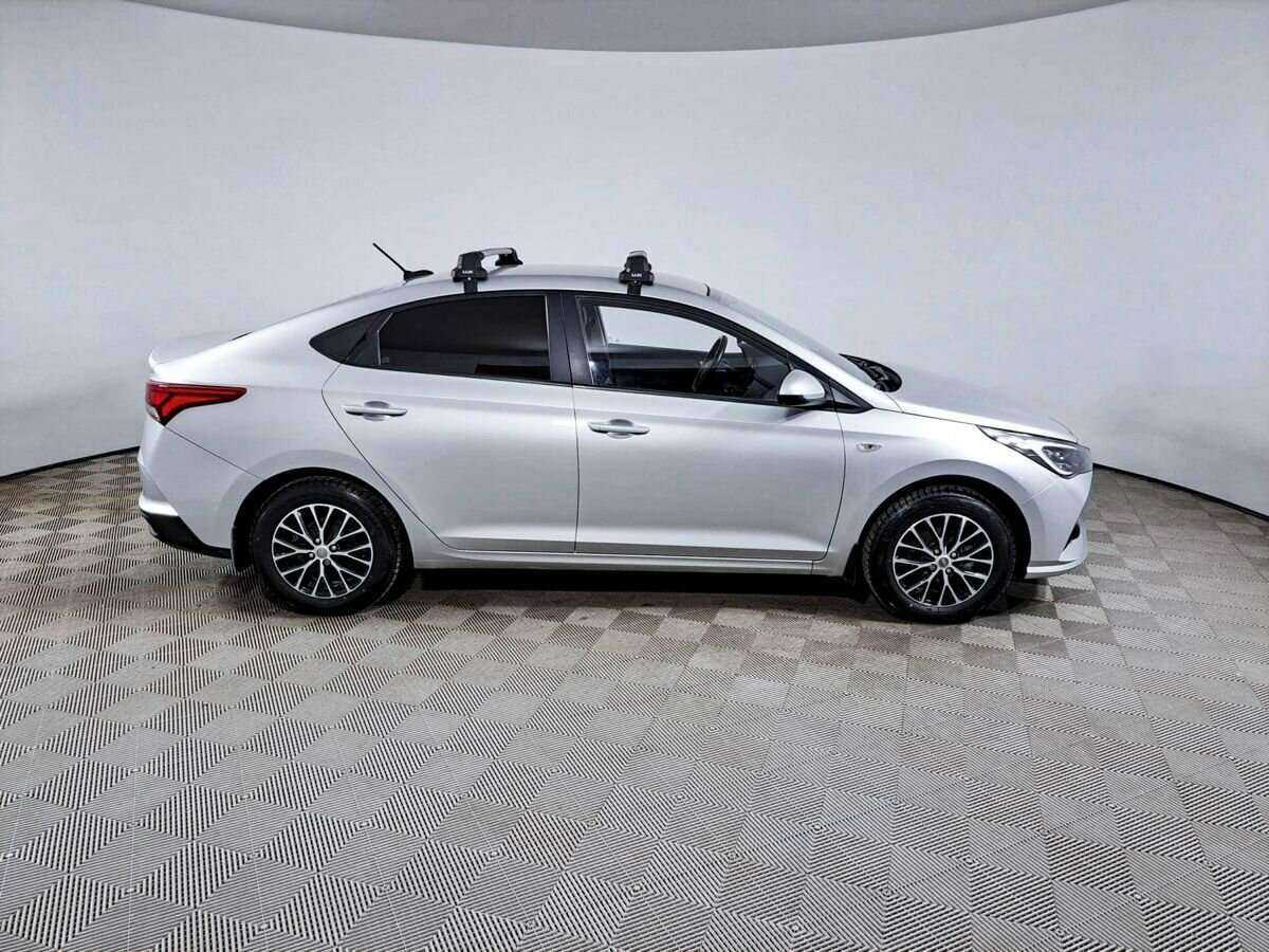 Hyundai Solaris с пробегом — 2021 год. Фото: #3