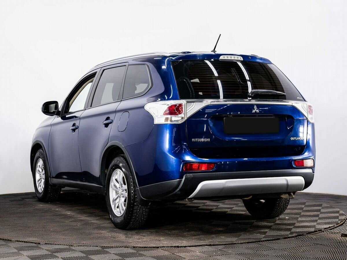Mitsubishi Outlander с пробегом — 2014 год. Фото: #3