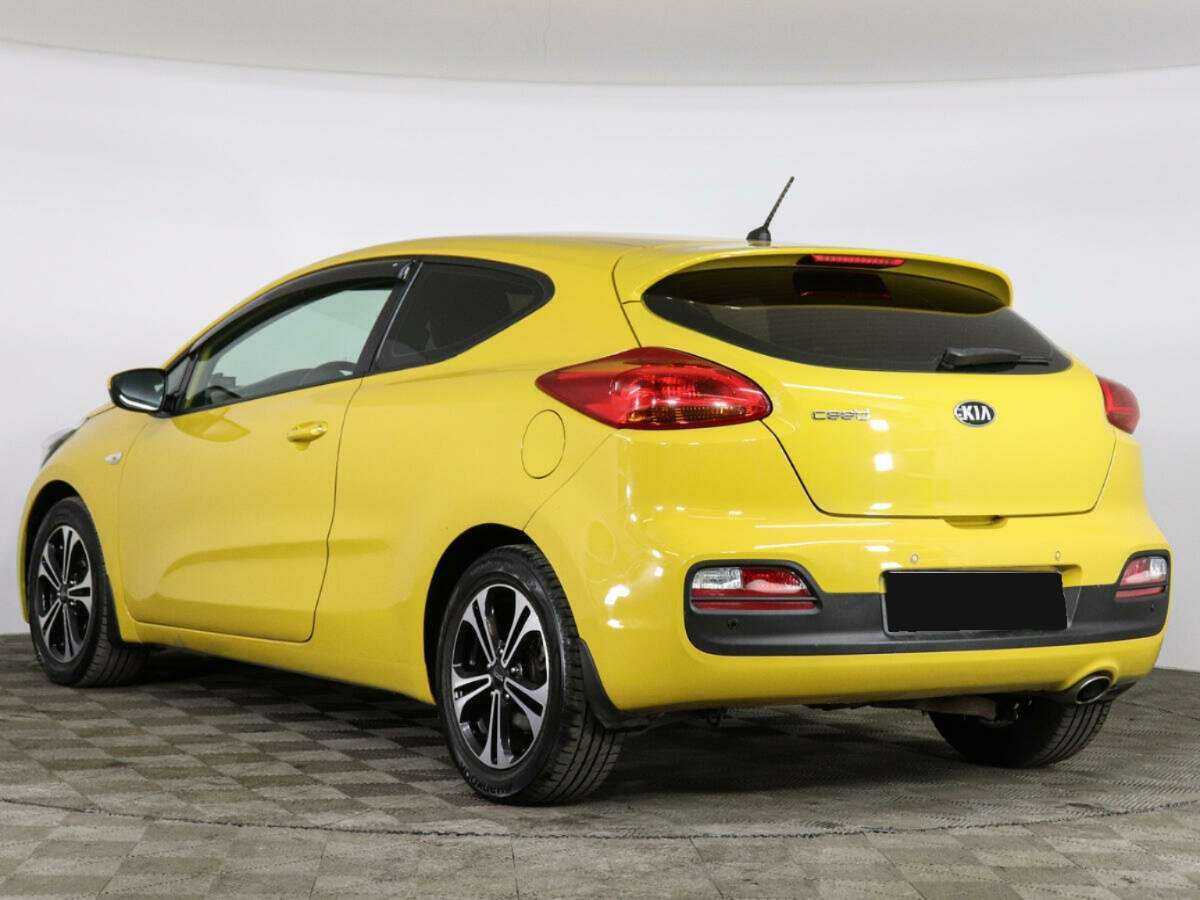 Kia Ceed с пробегом — 2016 год. Фото: #6