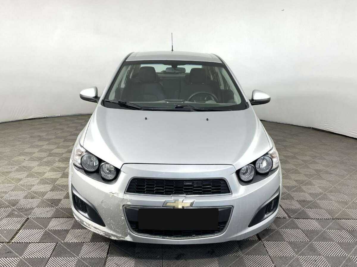 Chevrolet Aveo с пробегом — 2013 год. Фото: #0