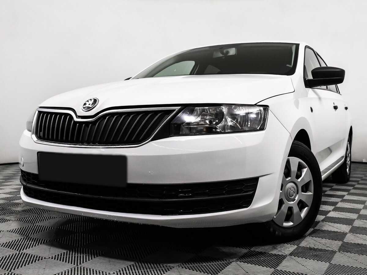 Skoda Rapid с пробегом — 2017 год. Фото: #12