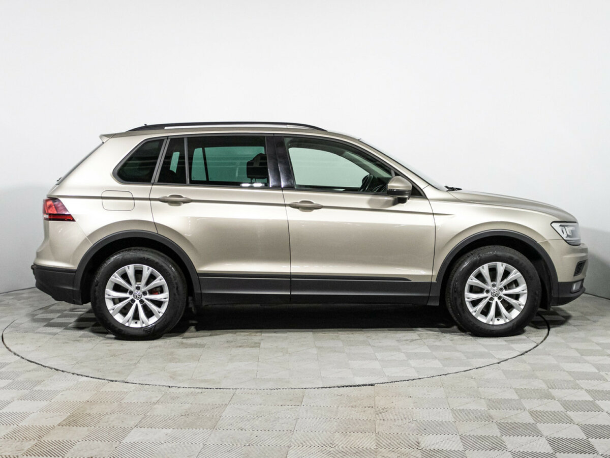 Volkswagen Tiguan с пробегом — 2019 год. Фото: #3
