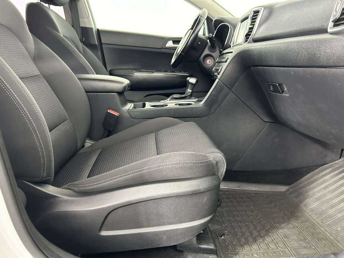 Kia Sportage с пробегом — 2016 год. Фото: #13