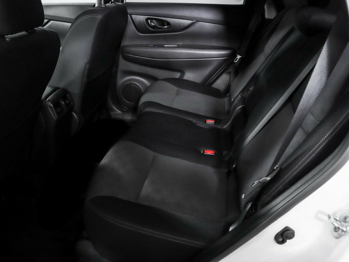Nissan X-Trail с пробегом — 2018 год. Фото: #9