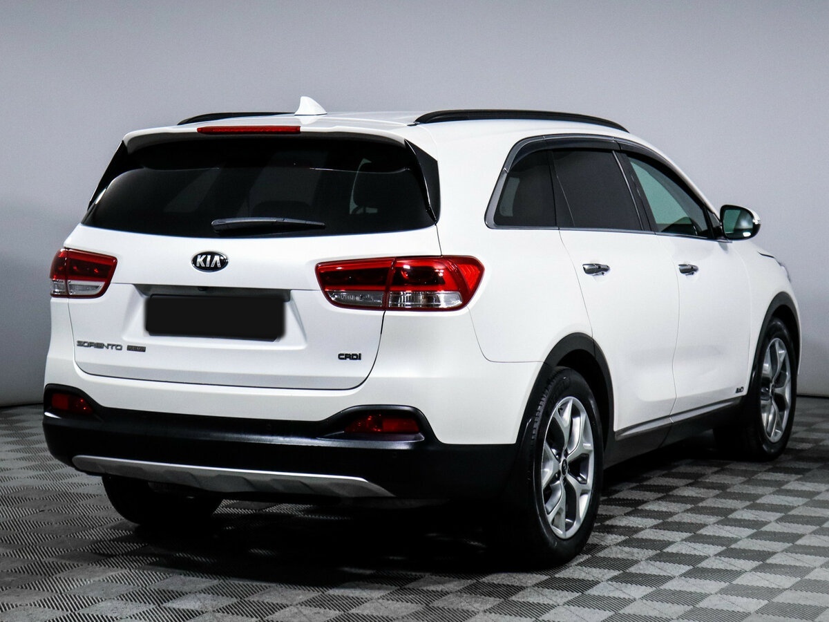 Kia Sorento с пробегом — 2016 год. Фото: #3