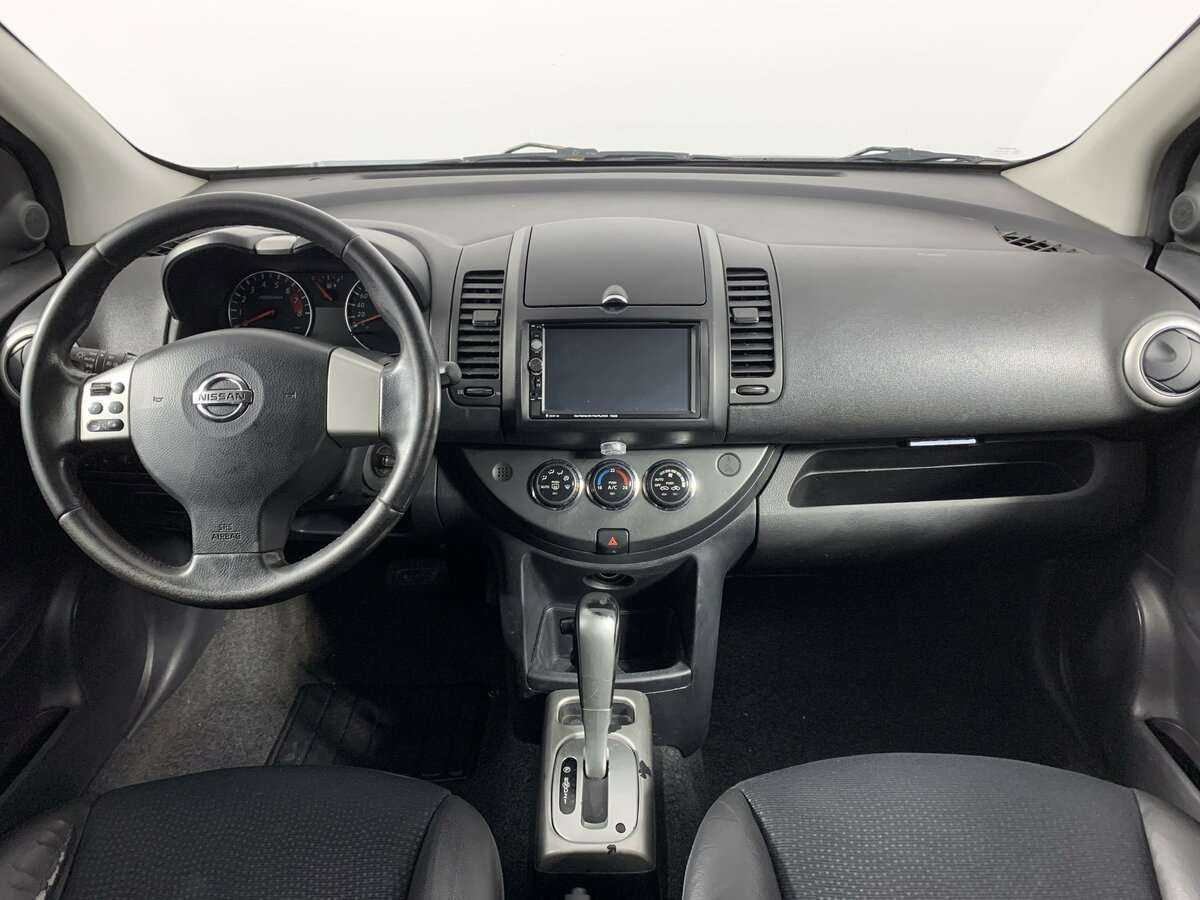 Nissan Note с пробегом — 2012 год. Фото: #9