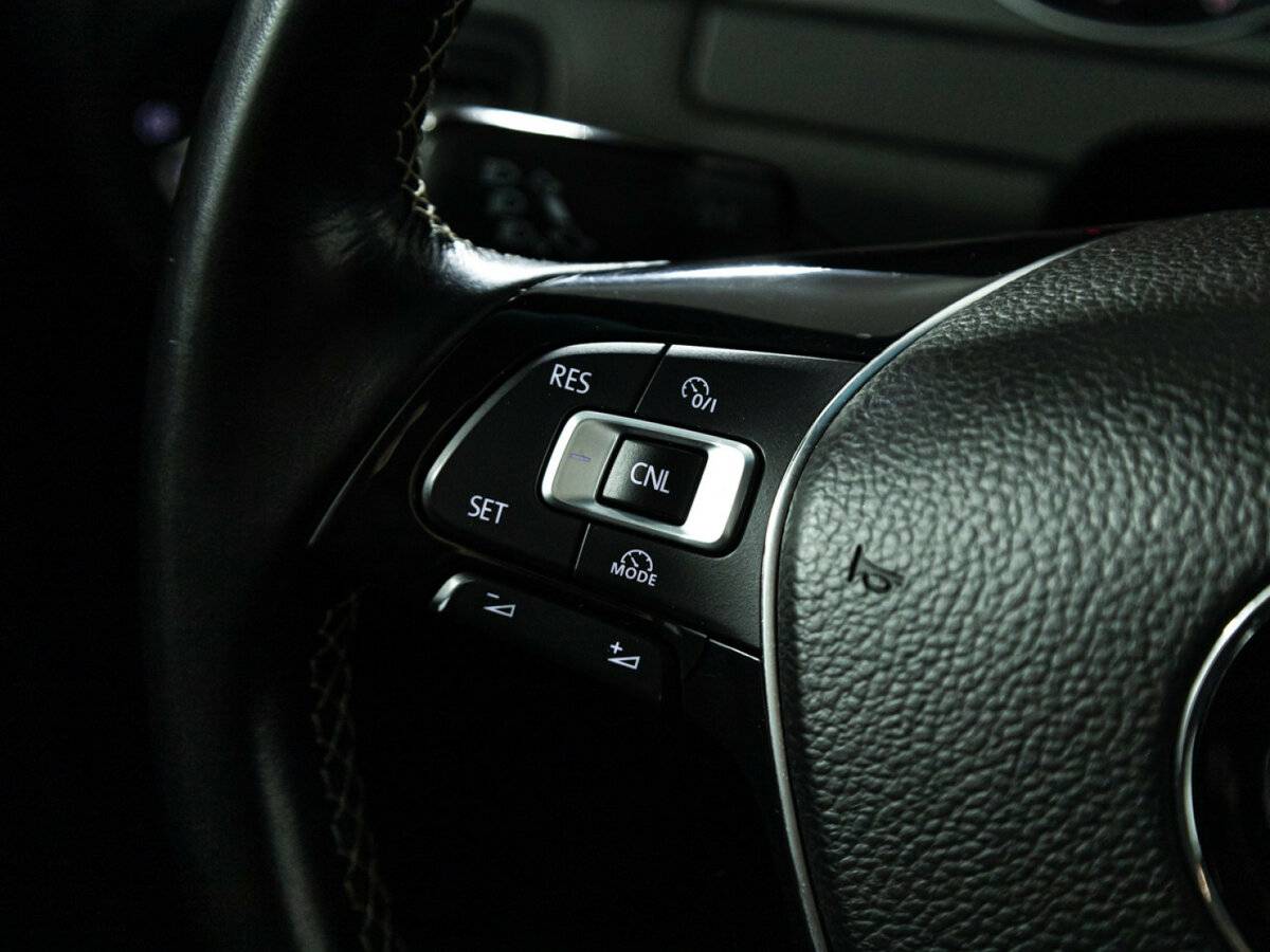 Volkswagen Golf с пробегом — 2013 год. Фото: #14