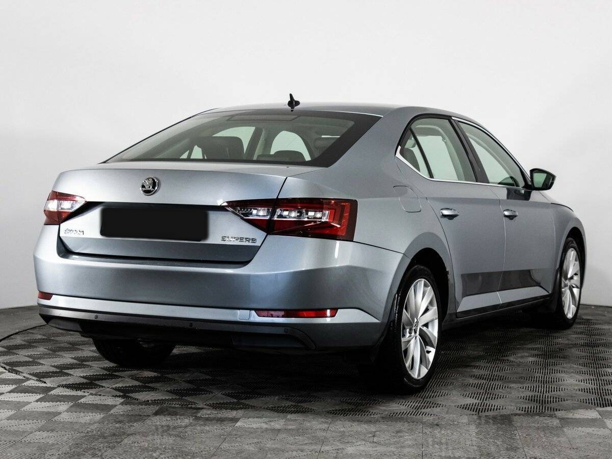 Skoda Superb с пробегом — 2017 год. Фото: #4