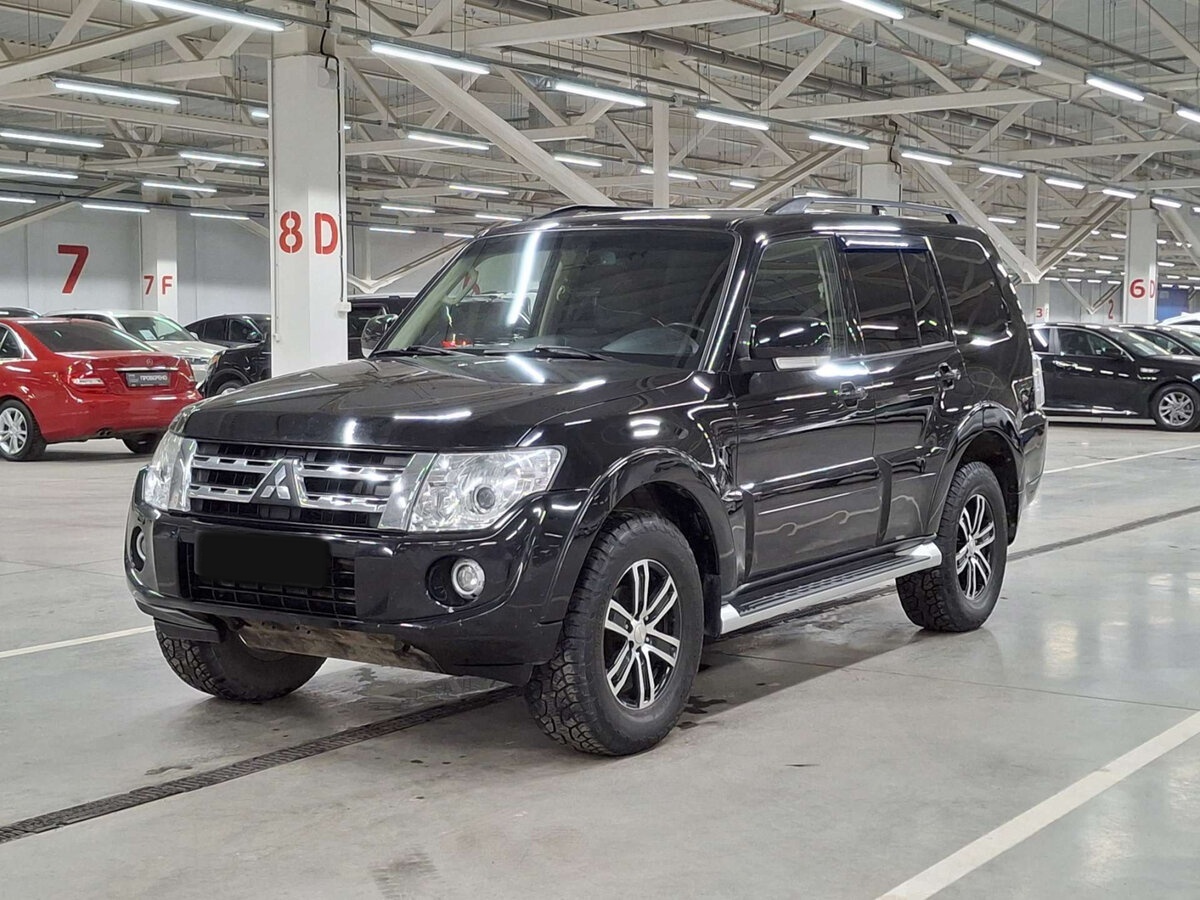 Mitsubishi Pajero с пробегом — 2012 год. Фото: #0